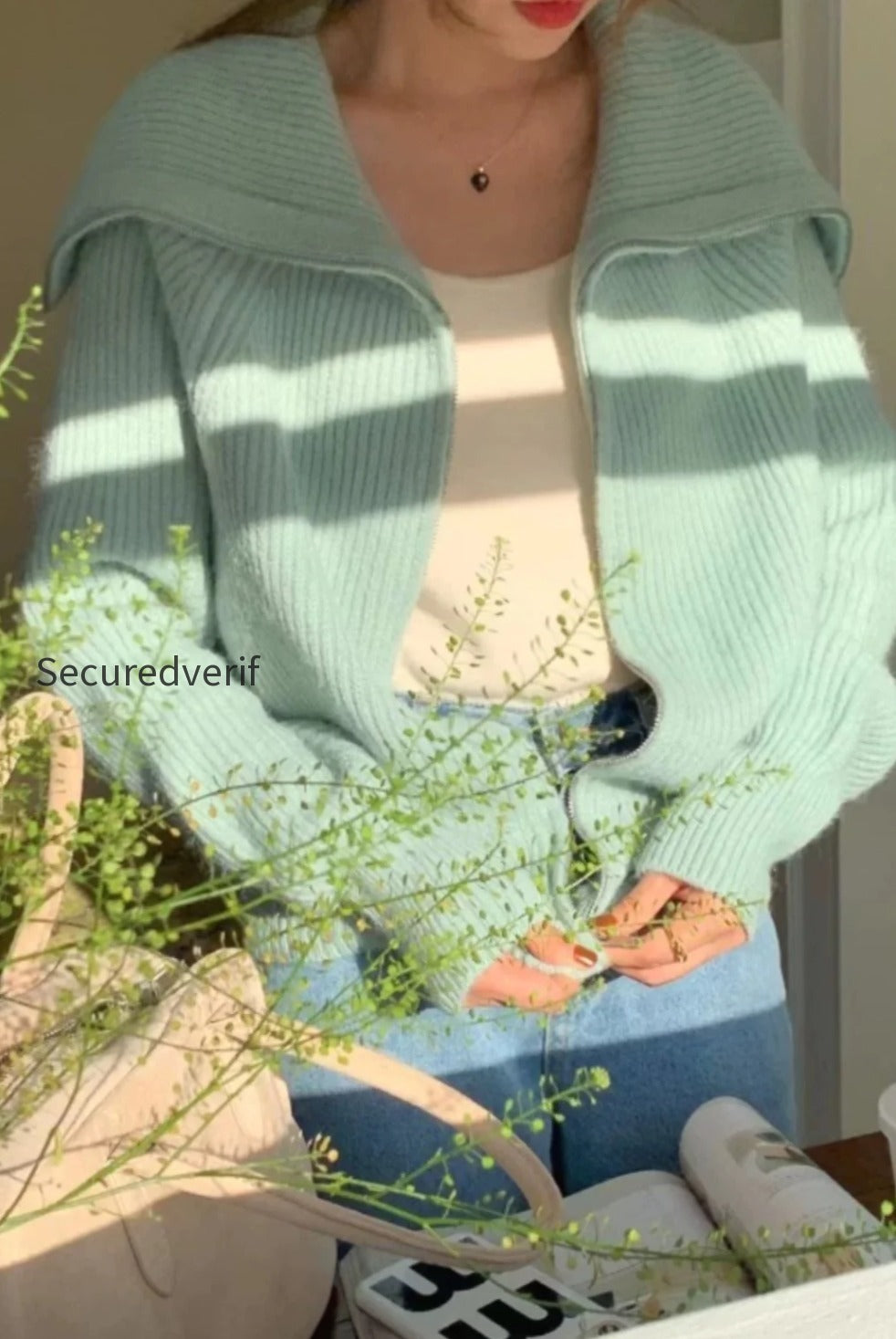 shawl-collar-zip-knit-cardigan