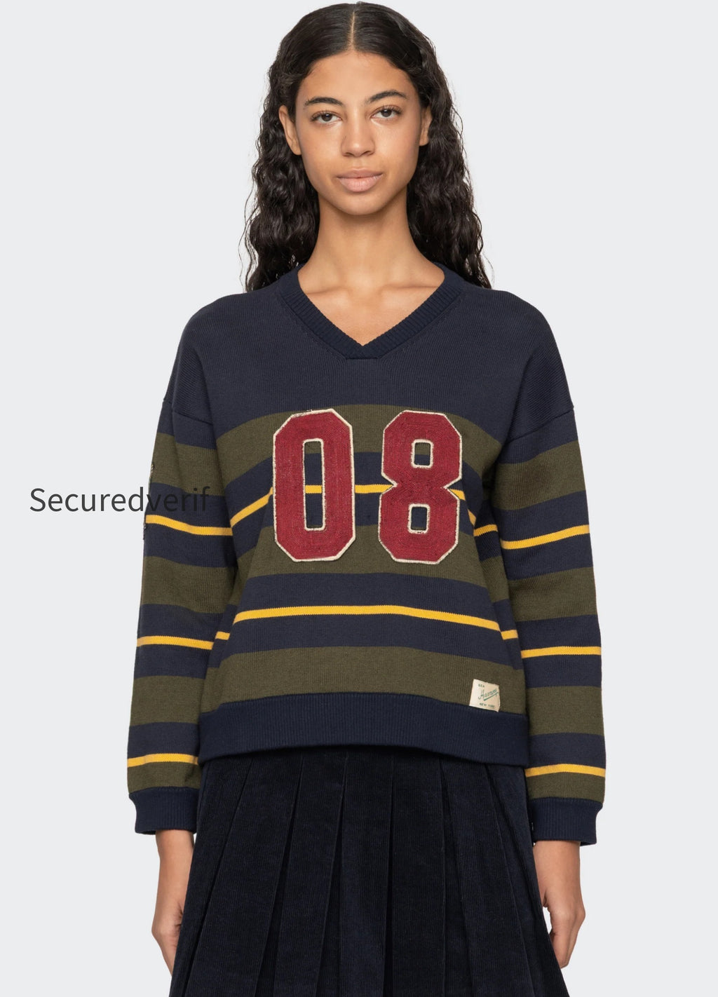 mina-sweater