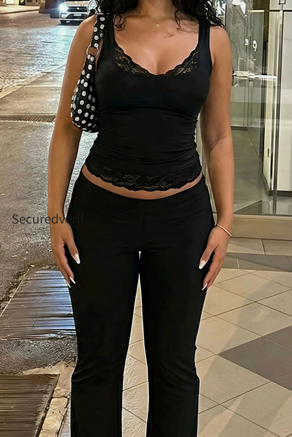 chic-sexy-solid-lace-trim-cami-top