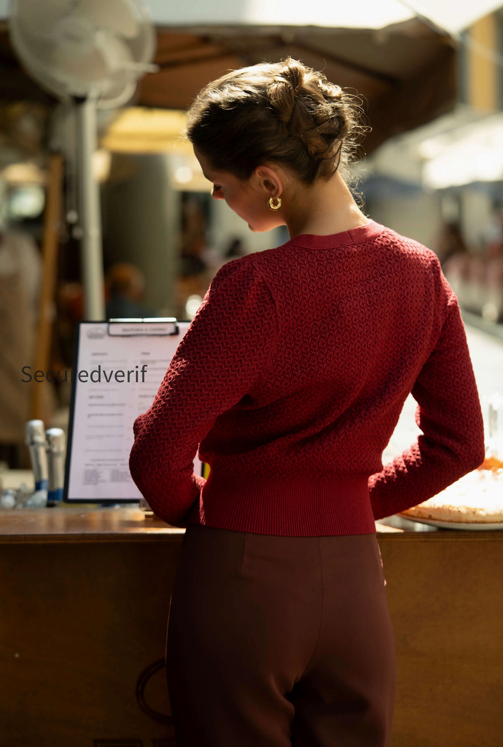 knit-v-neck-jumper-clary