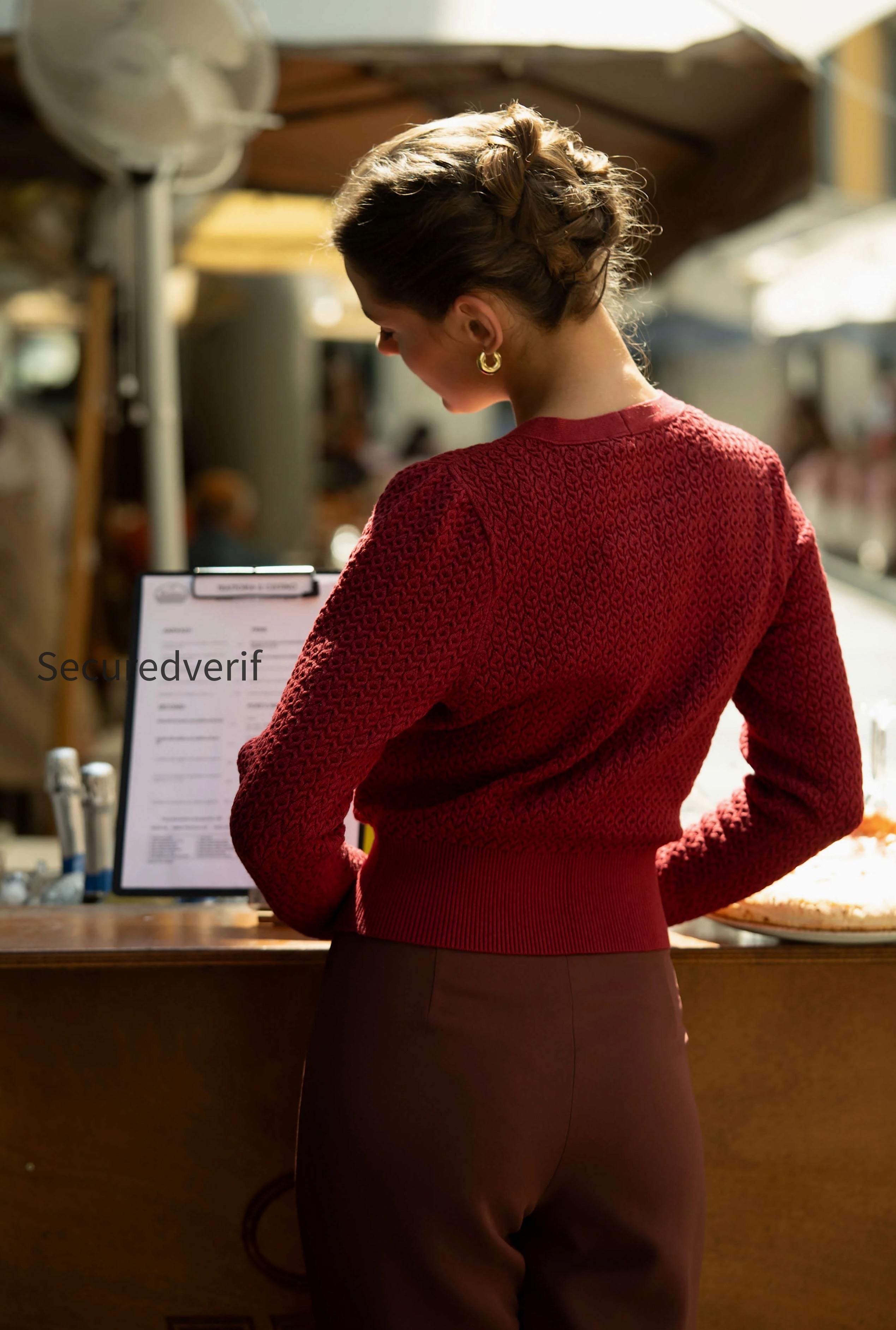 knit-v-neck-jumper-clary