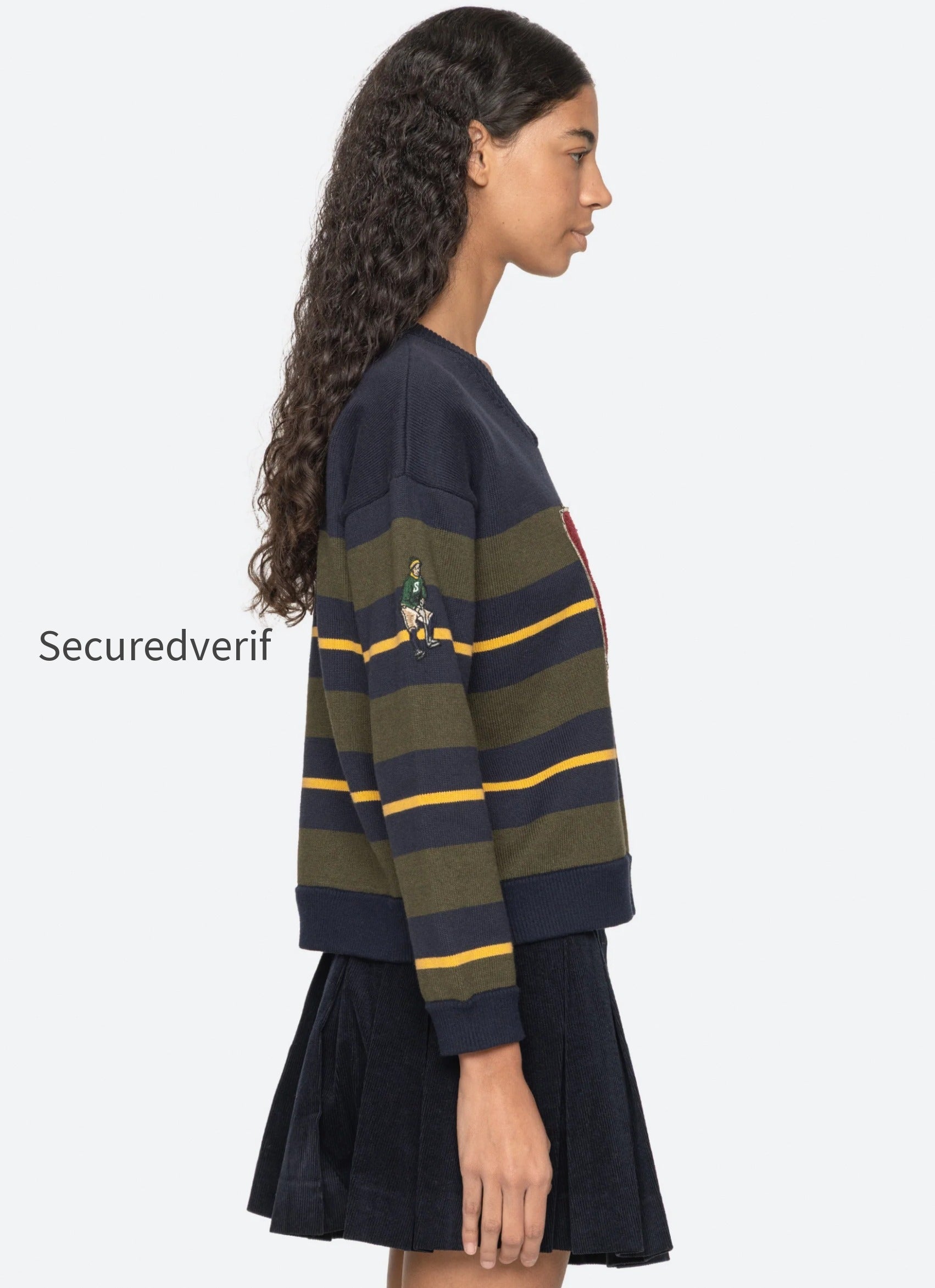 mina-sweater