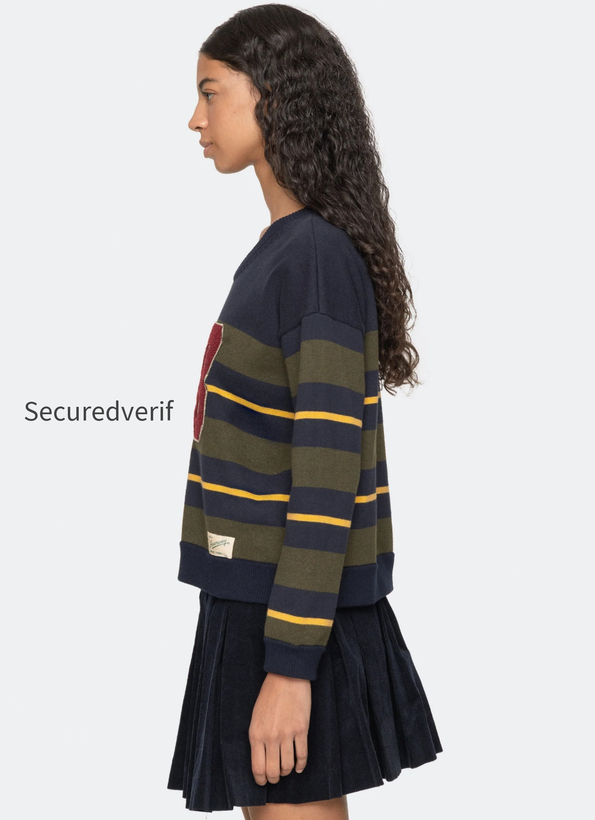 mina-sweater