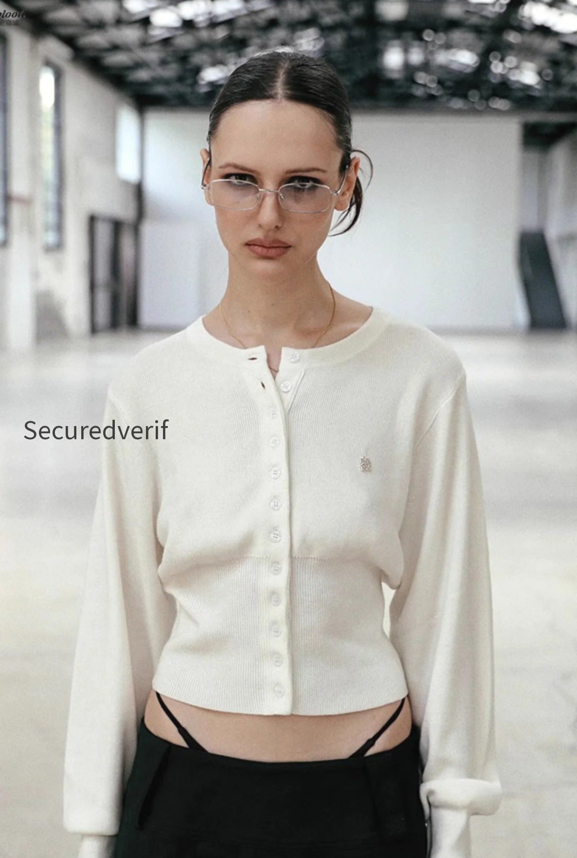 embroidered-button-crop-cardigan